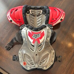 Fox Youth Small Chest Protector